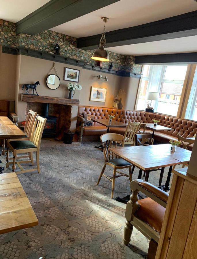 The Griffin Inn St Helens  Екстер'єр фото